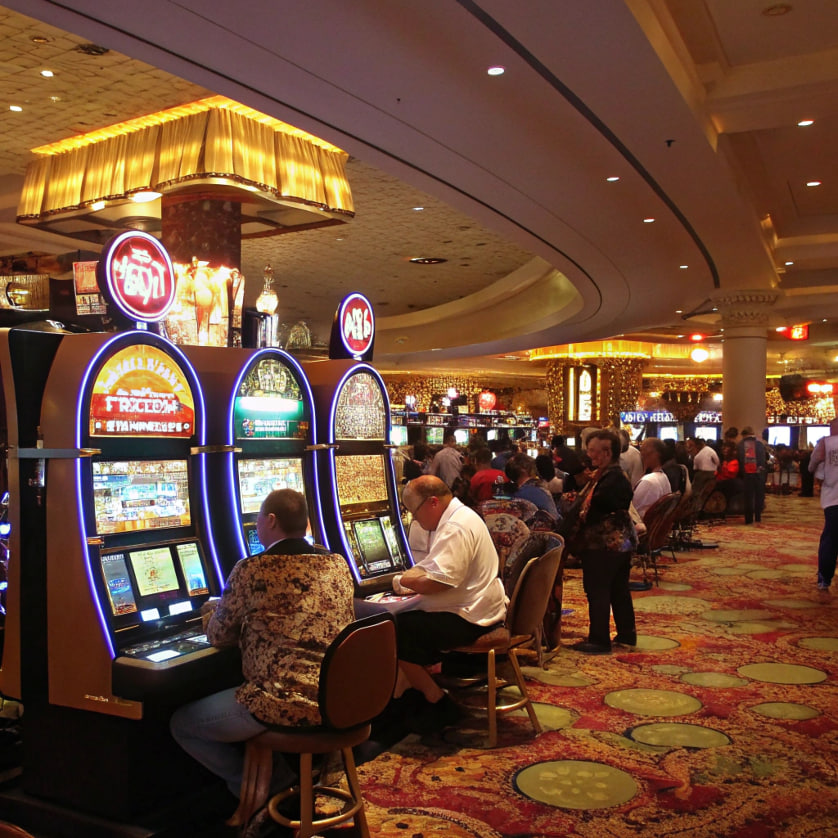 j1-Game-Slots
